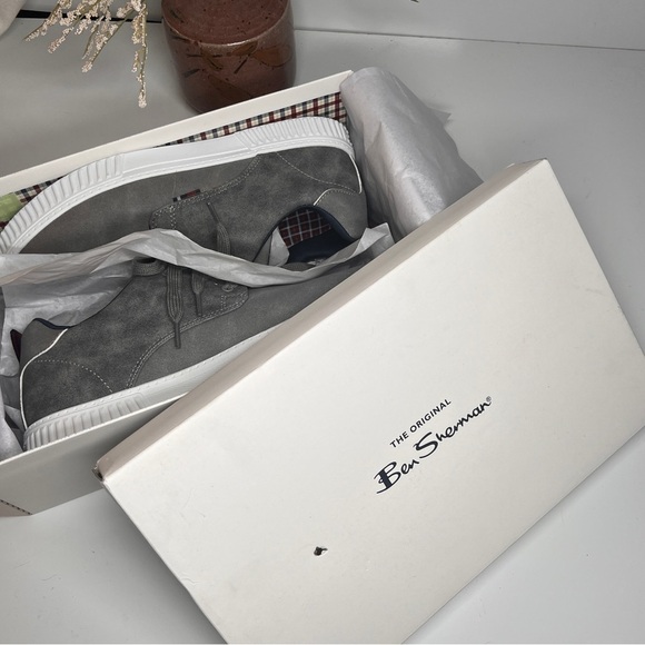BEN SHERMAN Markus Oxford II Gray suede sneakers‎ size 9. - Picture 8 of 10